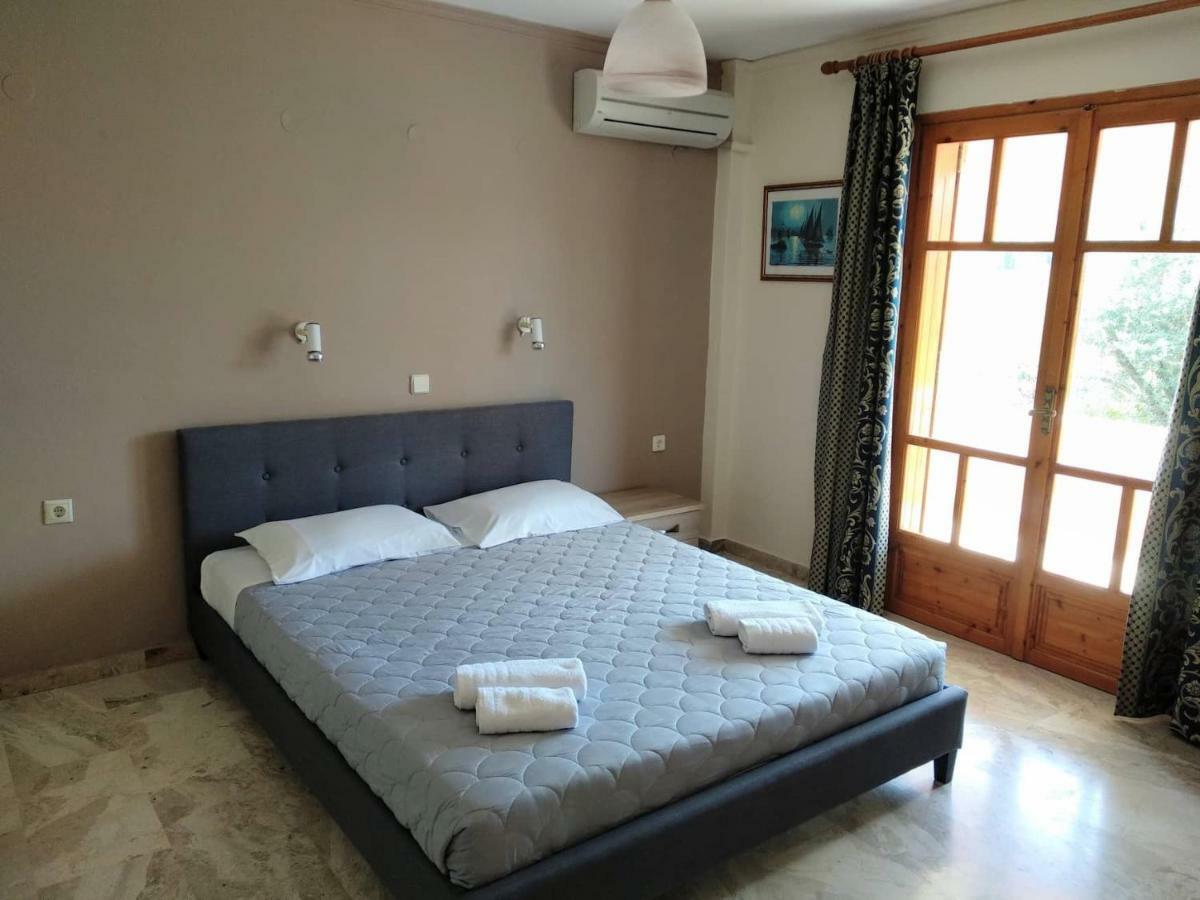 Orelia Pension Tolo Exterior photo