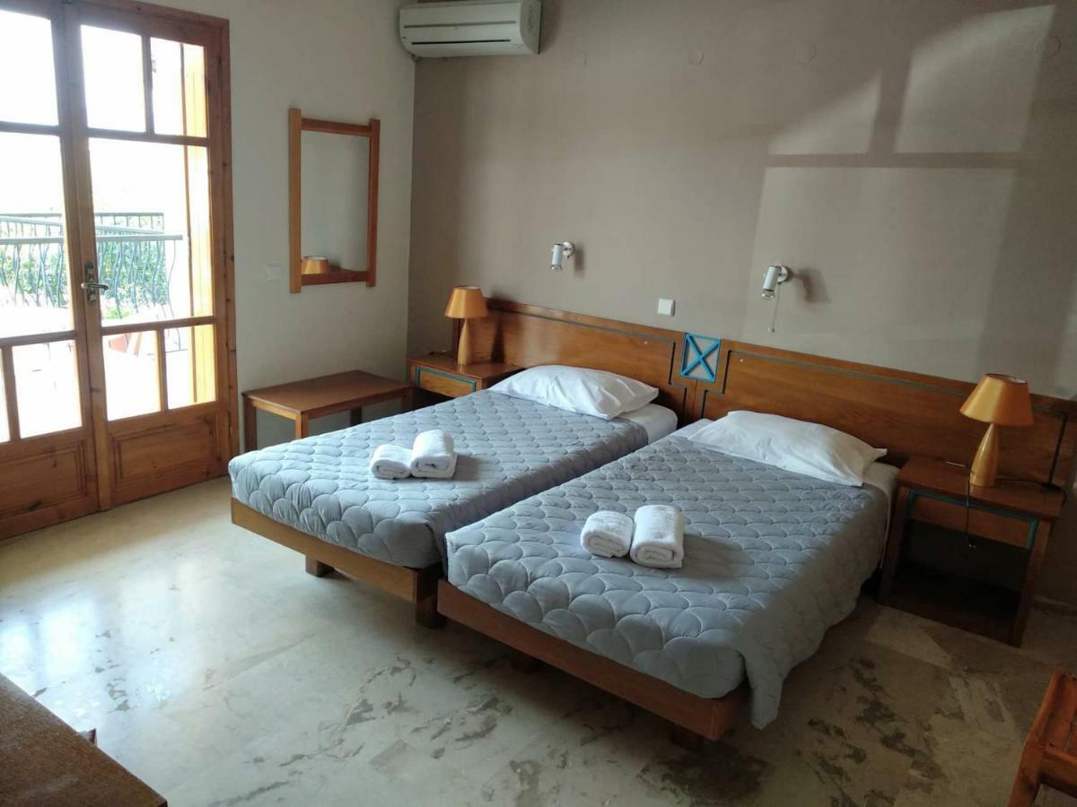Orelia Pension Tolo Room photo