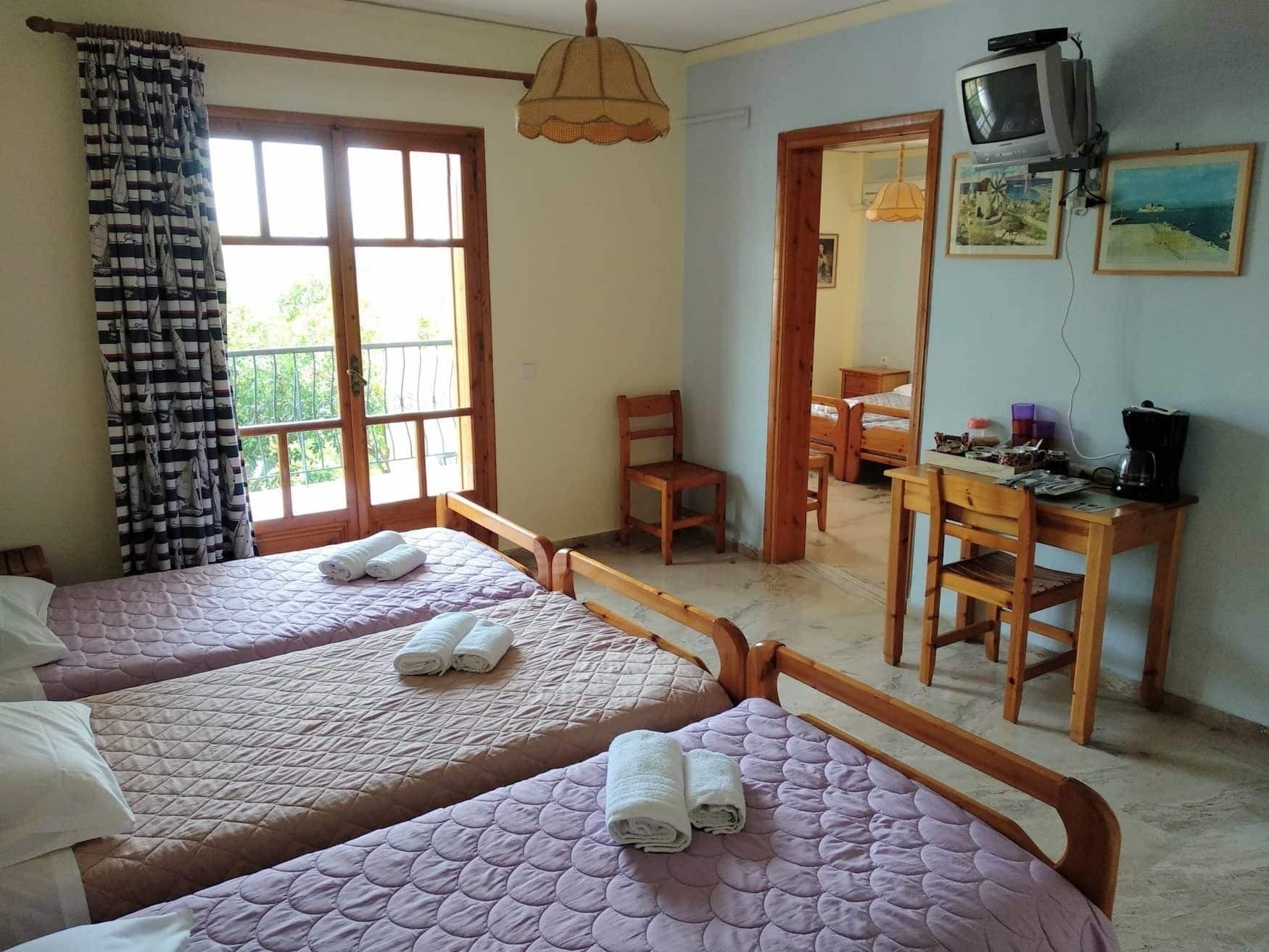 Orelia Pension Tolo Exterior photo